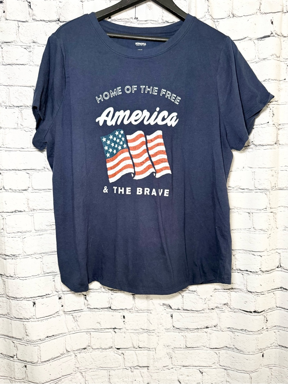 Sonoma. Graphic Tshirt. SizeXXL